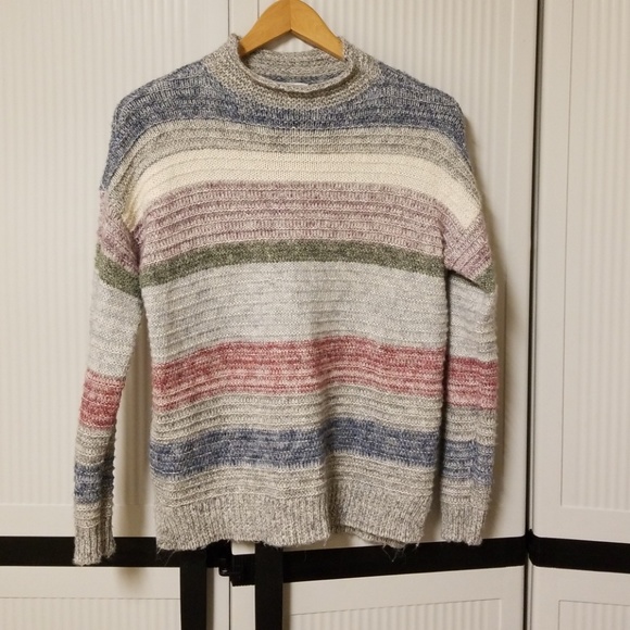 American Eagle Outfitters Sweaters - American Eagle Outfitters Sweater